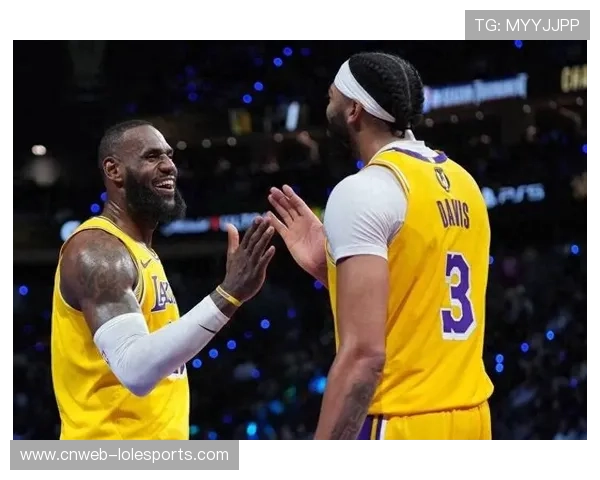 詹姆斯戴维斯即将回归,湖人杯赛受期待 詹姆斯戴维斯即将回归,湖人杯赛受期待