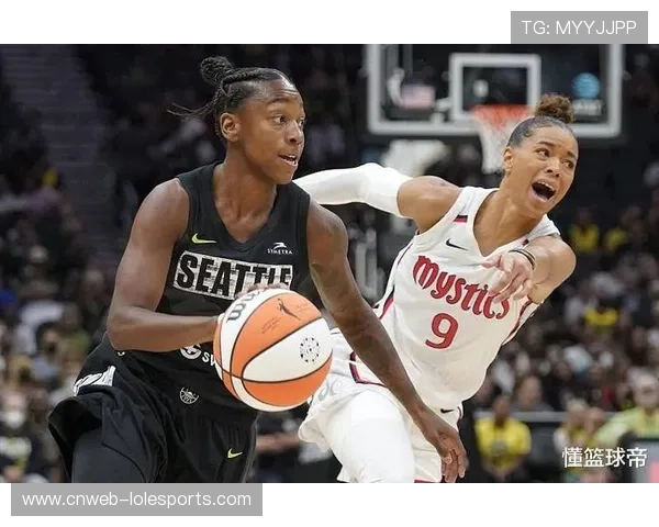 王牌对阵风暴抢三战:威尔逊与迪金斯的对位成胜负关键 王牌对阵风暴抢三战:威尔逊与迪金斯的对位成胜负关键