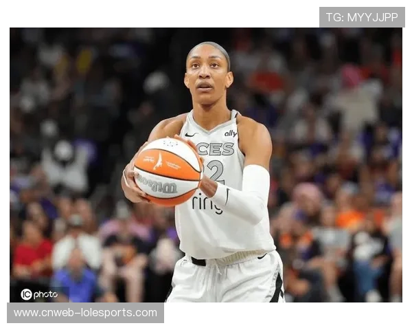 王牌横扫水星夺冠,威尔逊成历史首位单赛季包揽MVP、DPOY与FMVP球员 王牌横扫水星夺冠,威尔逊成历史首位单赛季包揽MVP、DPOY与FMVP球员